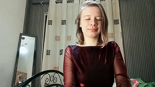 MargaretFairy online show from 10-26-25, 06:03