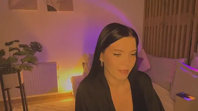 Snapshot of Angelsweetshy chatting on 10-29-25, 05:36 Angelsweetshy online show from 10-29-25, 05:36