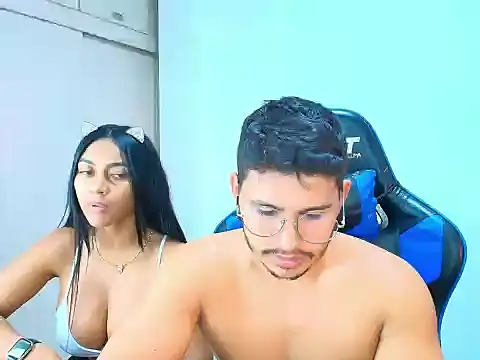 sophia and alex online show from 10-30-25, 09:04