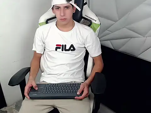 Cash G  online show from 11-22-25, 08:41