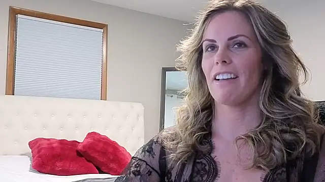 Snapshot of Koralynn_777 chatting on 02-06-26, 02:49 Koralynn 777 online show from 02-06-26, 02:49