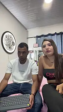 Snapshot of Hot2gether69 chatting on 12-13-25, 11:21 Hot2gether69 online show from 12-13-25, 11:21