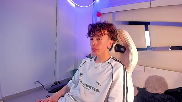 Genesis ask online show from 01-15-26, 04:06