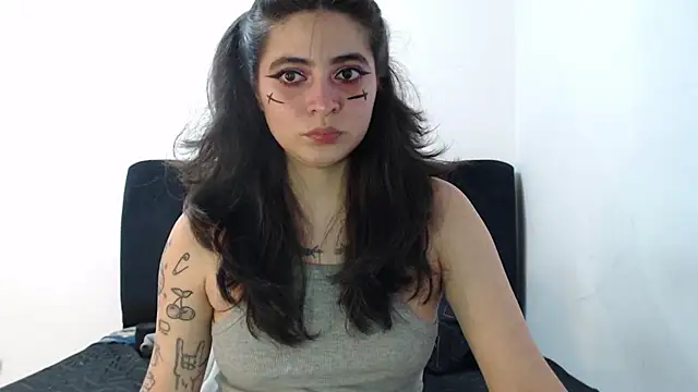 Snapshot of Annagoth_ chatting on 06-09-26, 01:50 Annagoth online show from 06-09-26, 01:50