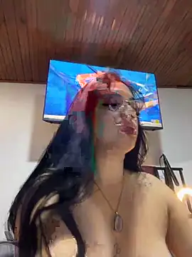 Snapshot of Im_Saraaaa chatting on 10-30-25, 06:30 Im Saraaaa online show from 10-30-25, 06:30