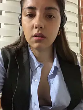 Au-rora online show from 12-22-25, 05:48