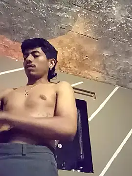 SkinniYamo online show from 04-11-26, 02:38