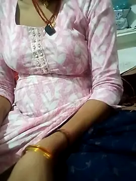 HayatKapoor online show from 12-21-25, 07:04