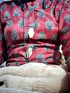 Snapshot of Hot-Rubyy chatting on 12-04-25, 10:02 Hot-Rubyy online show from 12-04-25, 10:02