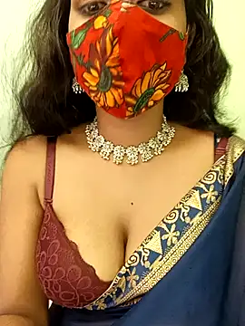 Snapshot of menaxi-baby7 chatting on 11-13-25, 07:29 menaxi-baby7 online show from 11-13-25, 07:29