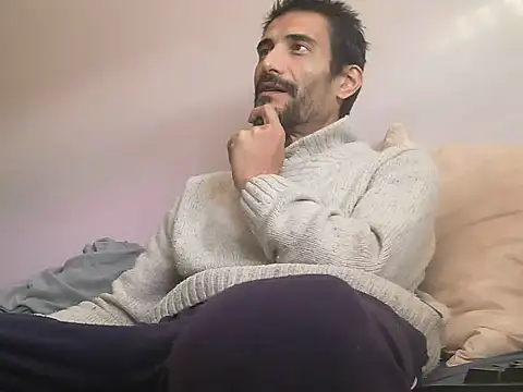 Snapshot of Ash59055 chatting on 11-12-25, 09:53 Ash59055 online show from 11-12-25, 09:53