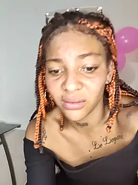 Snapshot of leona_sumiza chatting on 11-15-25, 01:36 leona sumiza online show from 11-15-25, 01:36