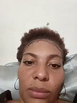 Snapshot of leona_sumiza chatting on 11-19-25, 03:06 leona sumiza online show from 11-19-25, 03:06