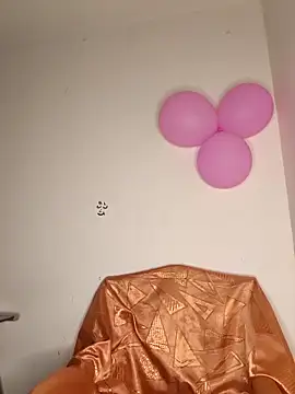 Snapshot of leona_sumiza chatting on 11-22-25, 11:53 leona sumiza online show from 11-22-25, 11:53