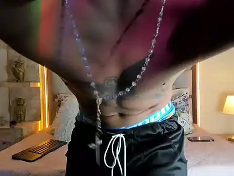 Andrew Haalls online show from 10-27-25, 04:22