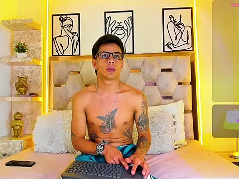 Andrew Haalls online show from 10-28-25, 12:52