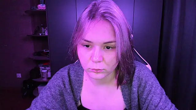 sophia lix online show from 11-11-25, 06:41