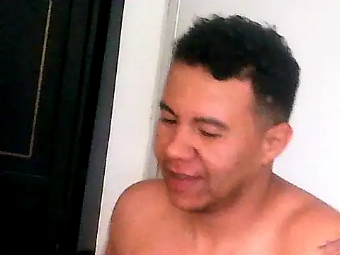 Fire latino online show from 10-28-25, 03:04