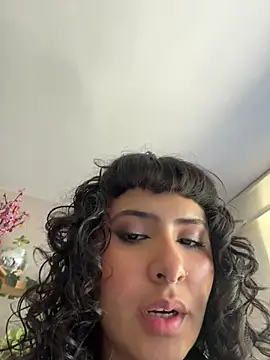 SugarTroubl33 online show from 06-27-26, 01:39
