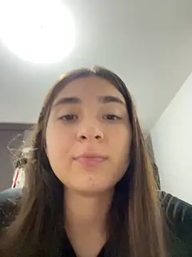 Valentina ro online show from 10-31-25, 01:50