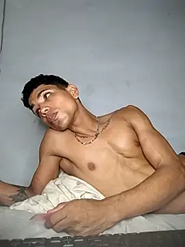 Alex Sweeting online show from 11-08-25, 03:56