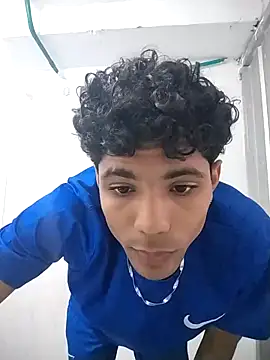 Alex Sweeting online show from 03-25-26, 09:21