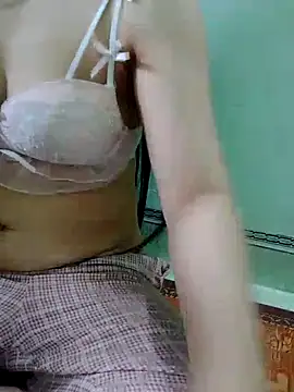 Kieuxinhgai online show from 11-08-25, 07:41