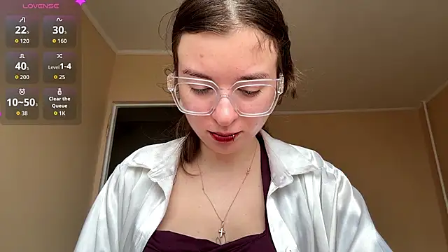 Snapshot of BunkedTempter chatting on 11-16-25, 07:47 BunkedTempter online show from 11-16-25, 07:47