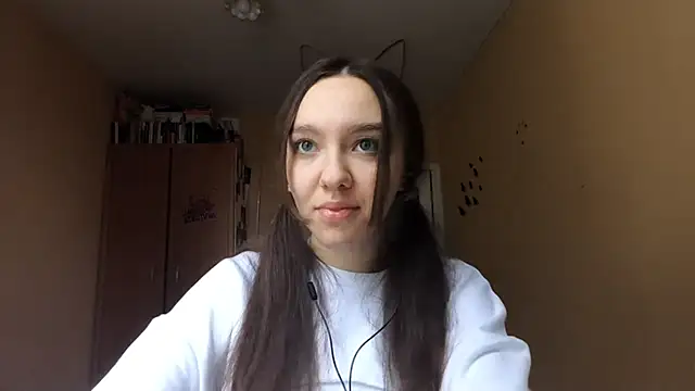 Kimixoo online show from 11-08-25, 09:53