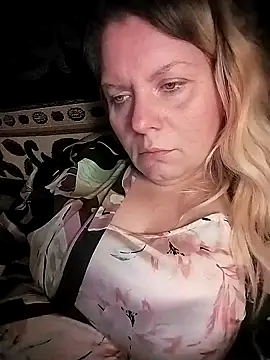 Lana-murr online show from 11-15-25, 06:26