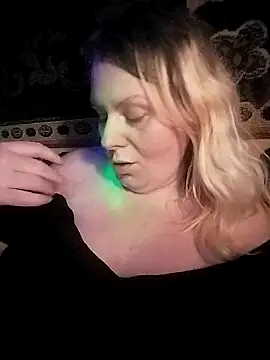 Lana-murr online show from 11-16-25, 05:51