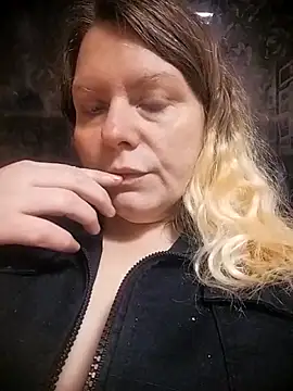 Lana-murr online show from 04-14-26, 05:13