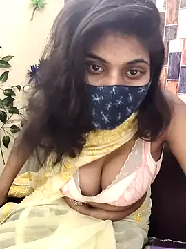 Snapshot of Indian-Glory chatting on 12-19-25, 09:00 Indian-Glory online show from 12-19-25, 09:00