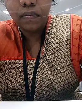 Snapshot of bigtelugubhama chatting on 11-01-25, 12:29 bigtelugubhama online show from 11-01-25, 12:29