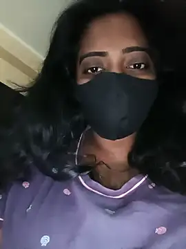 Snapshot of bigtelugubhama chatting on 11-10-25, 08:02 bigtelugubhama online show from 11-10-25, 08:02