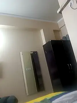 Snapshot of bigtelugubhama chatting on 11-27-25, 04:42 bigtelugubhama online show from 11-27-25, 04:42