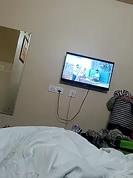 Snapshot of bigtelugubhama chatting on 01-10-26, 02:24 bigtelugubhama online show from 01-10-26, 02:24