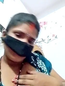 hot couple 000 online show from 11-11-25, 01:44