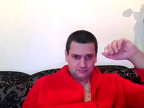 Snapshot of Alex-Naturista chatting on 05-01-26, 06:56 Alex-Naturista online show from 05-01-26, 06:56