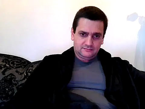 Snapshot of Alex-Naturista chatting on 05-25-26, 02:01 Alex-Naturista online show from 05-25-26, 02:01