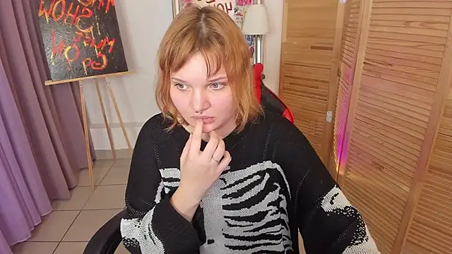 babyyullii online show from 11-10-25, 08:35