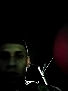 Snapshot of Yordiparra chatting on 12-22-25, 06:21 Yordiparra online show from 12-22-25, 06:21