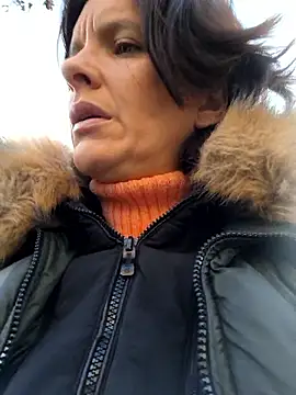 Snapshot of Piediniecollant chatting on 01-10-26, 08:05 Piediniecollant online show from 01-10-26, 08:05