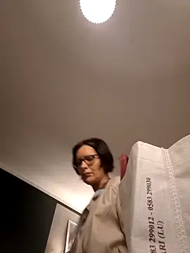 Piediniecollant online show from 03-26-26, 11:16