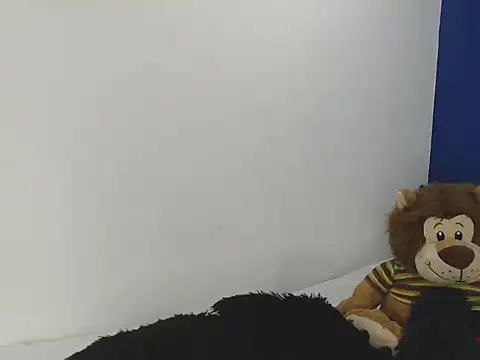 EmmilyConnor online show from 04-01-26, 02:14