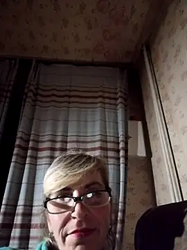 Georgette466 online show from 11-13-25, 06:07