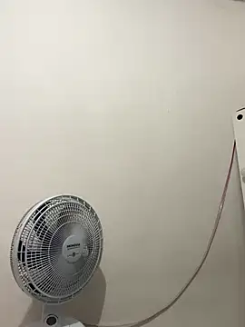 Snapshot of morenahhwy chatting on 11-04-25, 02:10 morenahhwy online show from 11-04-25, 02:10