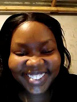 Snapshot of 3bigcuteness chatting on 11-10-25, 01:54 3bigcuteness online show from 11-10-25, 01:54