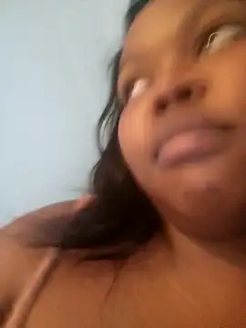 Snapshot of 3bigcuteness chatting on 11-26-25, 06:58 3bigcuteness online show from 11-26-25, 06:58