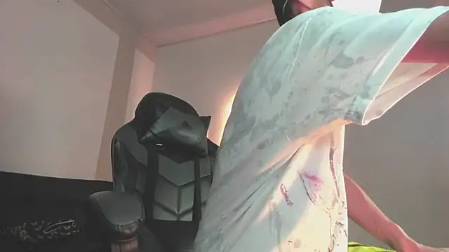 Senpai Lover online show from 11-27-25, 08:11